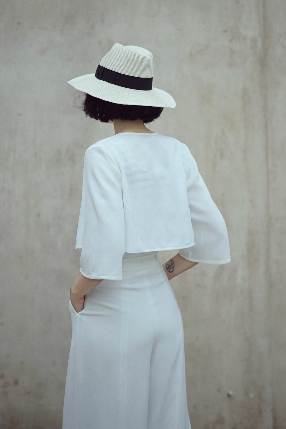 1930s|White Wide-leg Pants & Short Jacket