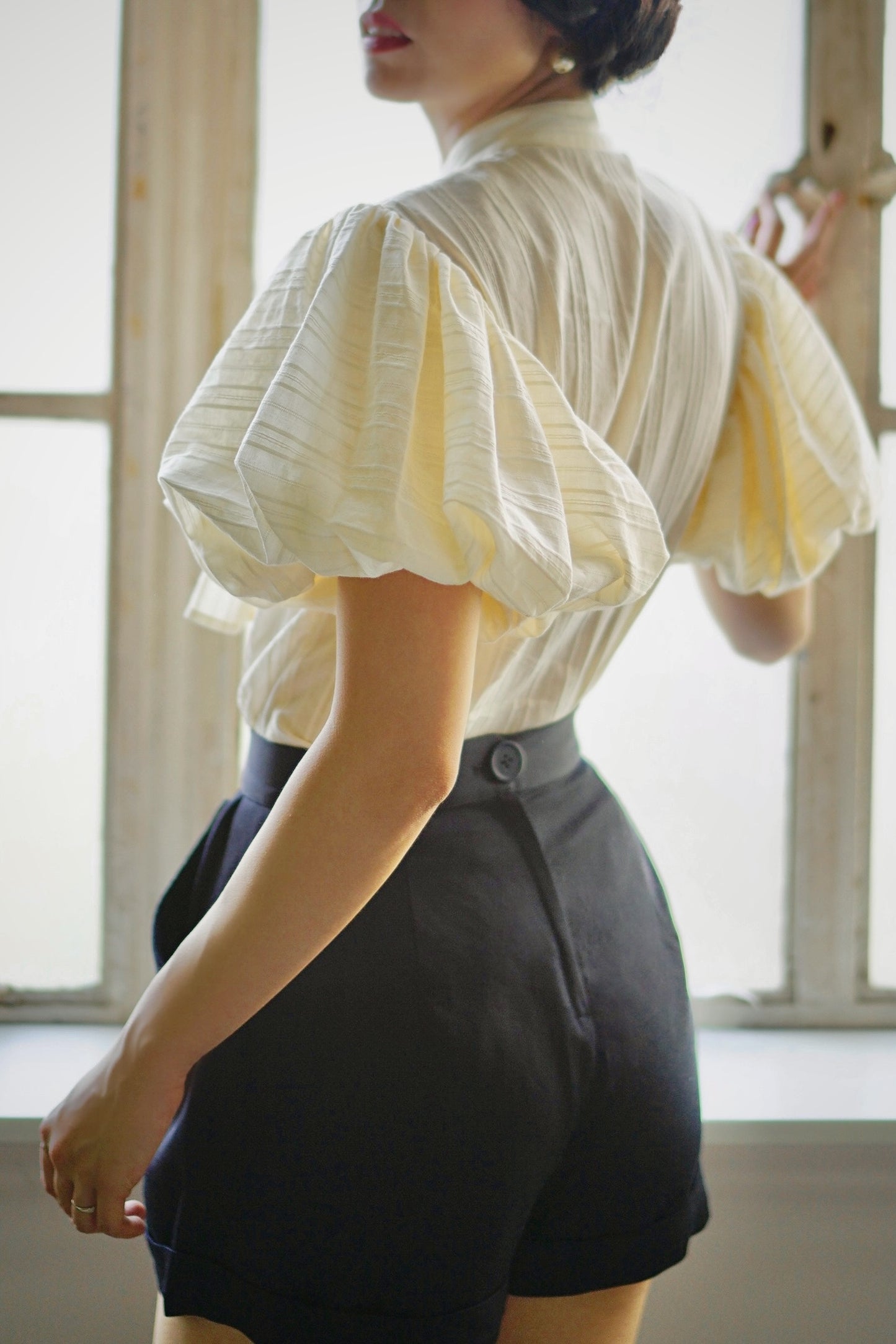 1930s|Classic lantern sleeve shirt