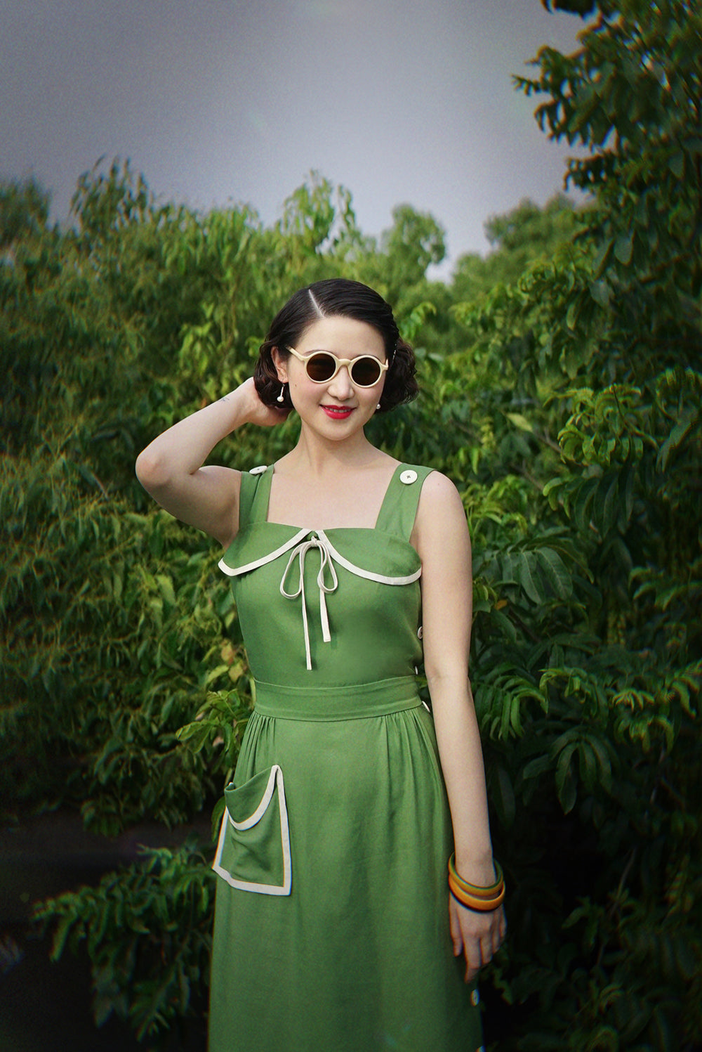 1930s|Detachable Cape Botton Dress