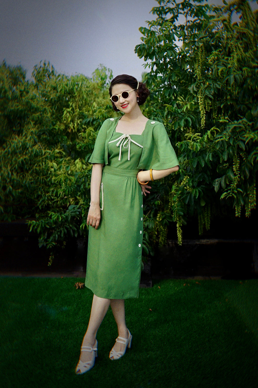 1930s|Detachable Cape Botton Dress