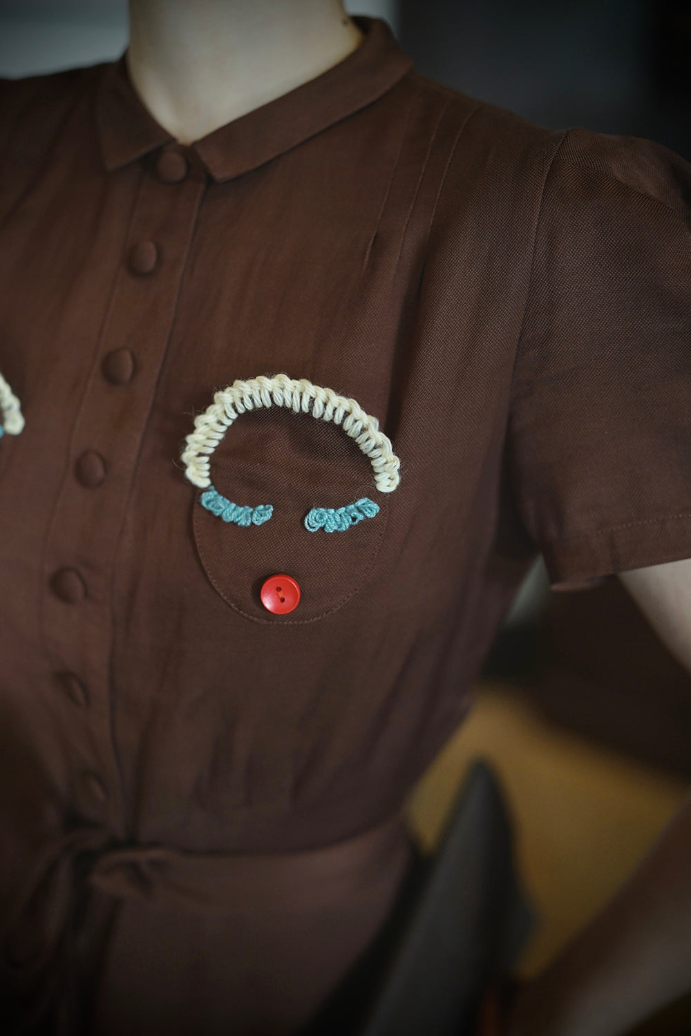 1930s|Doll Head Embroidered Dress(Brown)