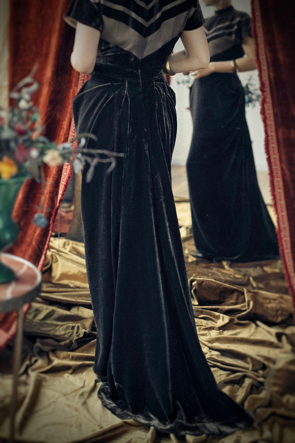 1930s|Art Deco Brown Velvet Goddess Dress