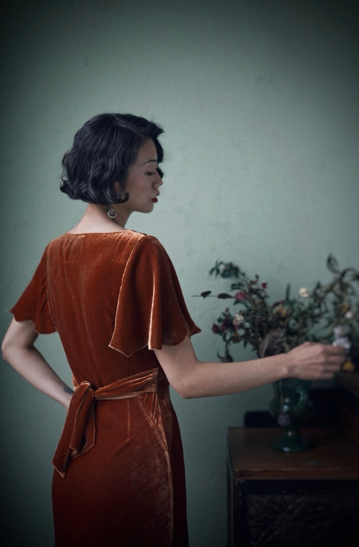 1930s|Cap Sleeve Velvet Asymmetrical Dress (Orange)