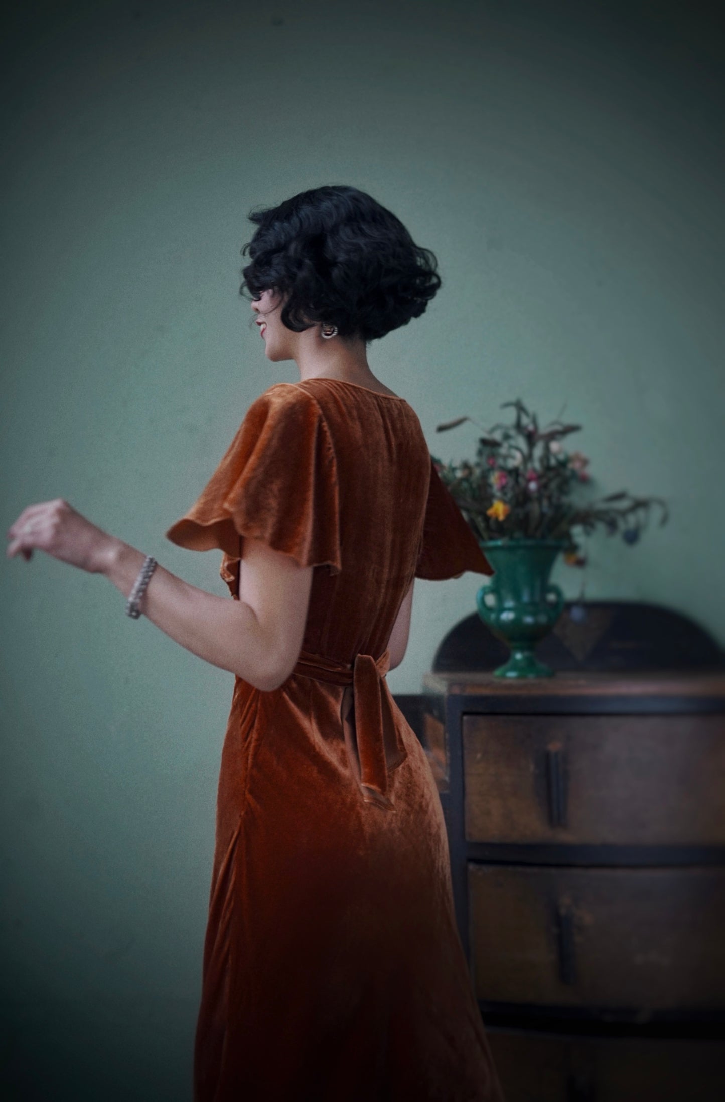 1930s|Cap Sleeve Velvet Asymmetrical Dress (Orange)