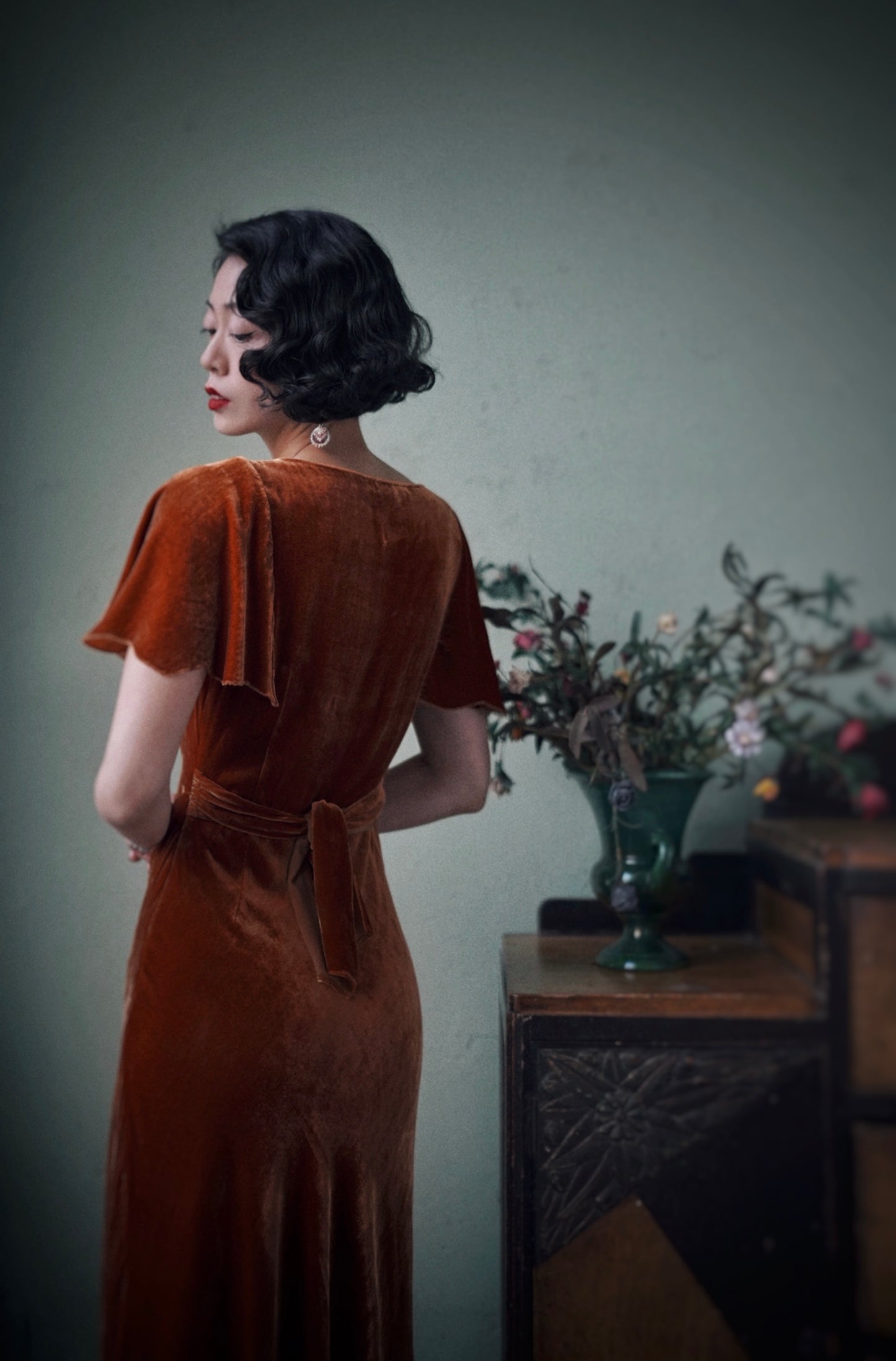 1930s|Cap Sleeve Velvet Asymmetrical Dress (Orange)