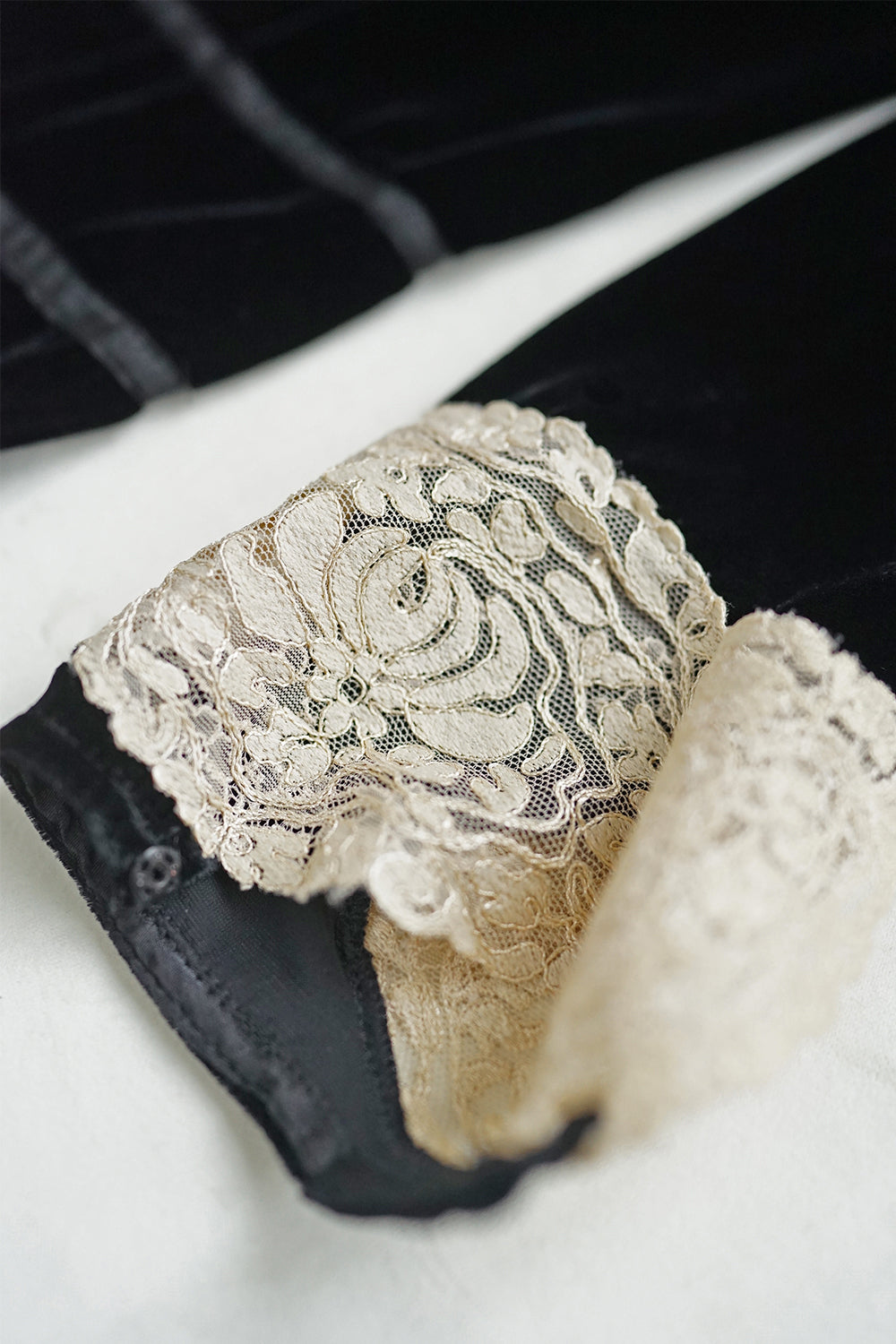 1920s|Asymmetric Lace Art Deco Velvet Dress