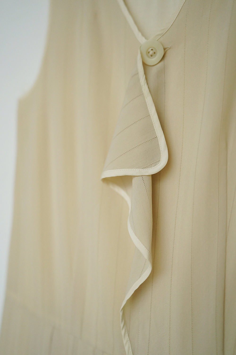 1920s|Sleeveless sash dress