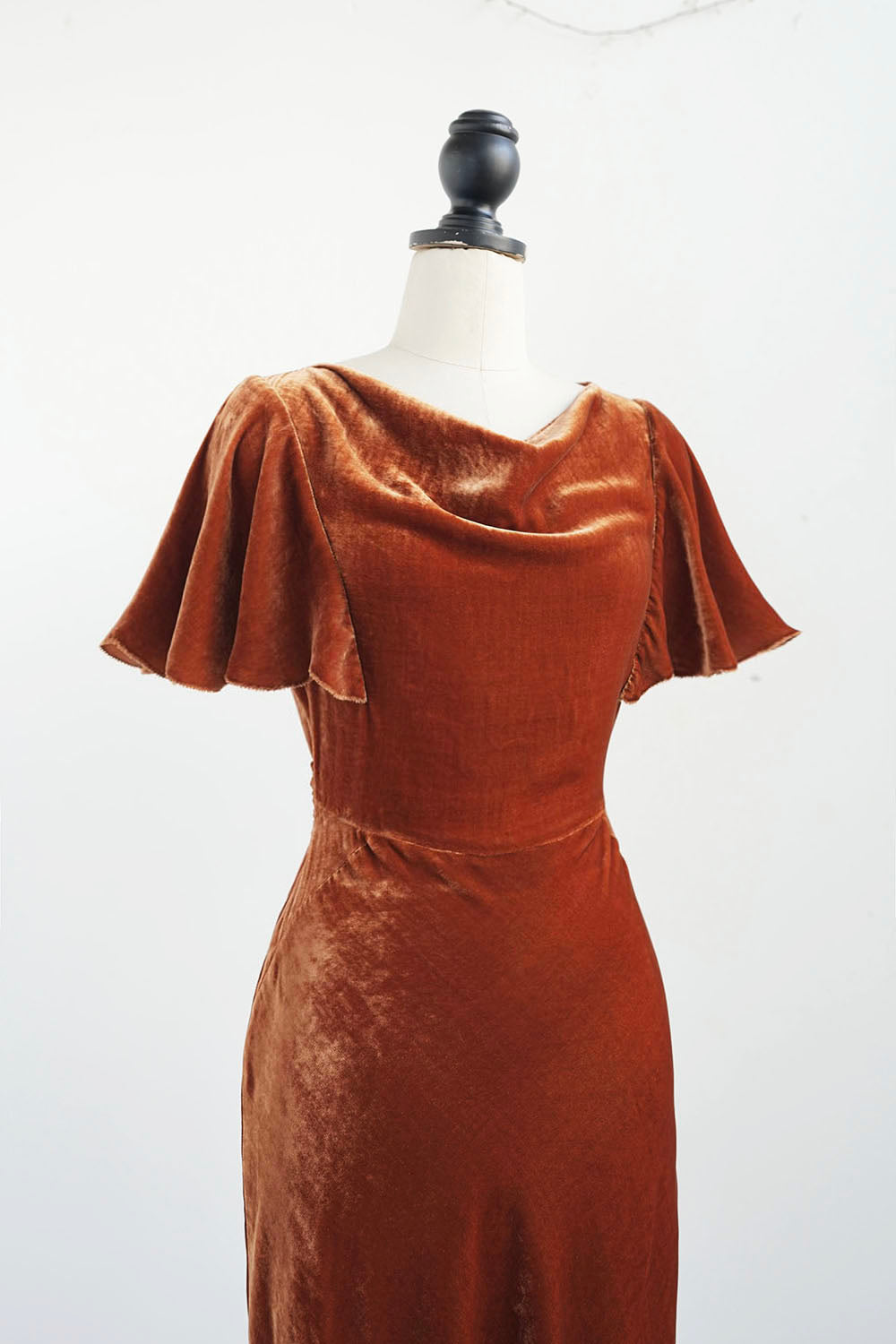 1930s|Cap Sleeve Velvet Asymmetrical Dress (Orange)
