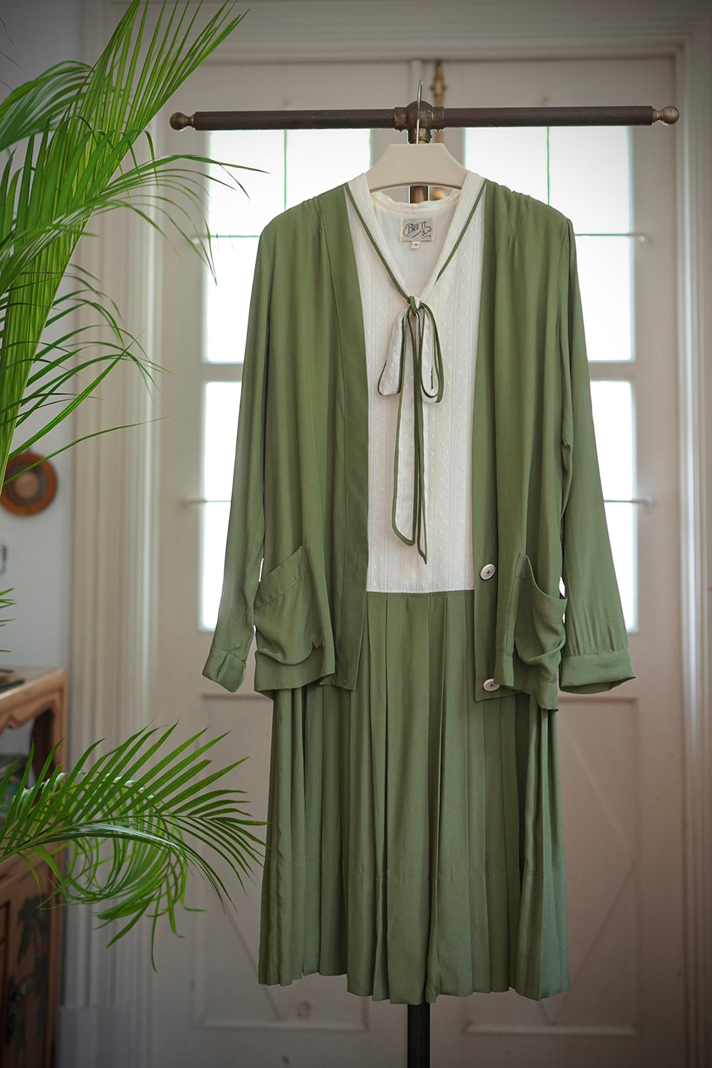 1920s|Lace Ribbon Green Pleated Two-Piece Set