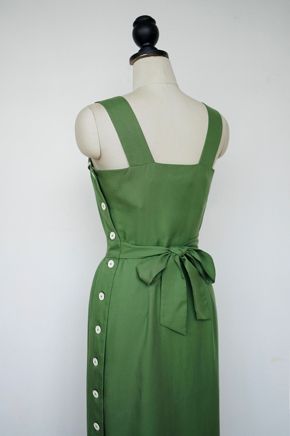 1930s|Detachable Cape Botton Dress