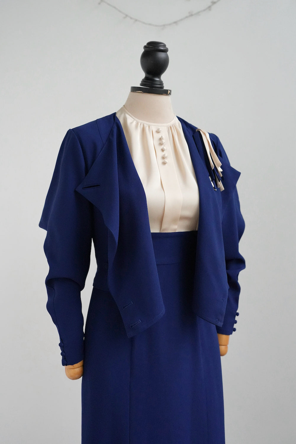 1930s|The Four Seasons 2Pc Set