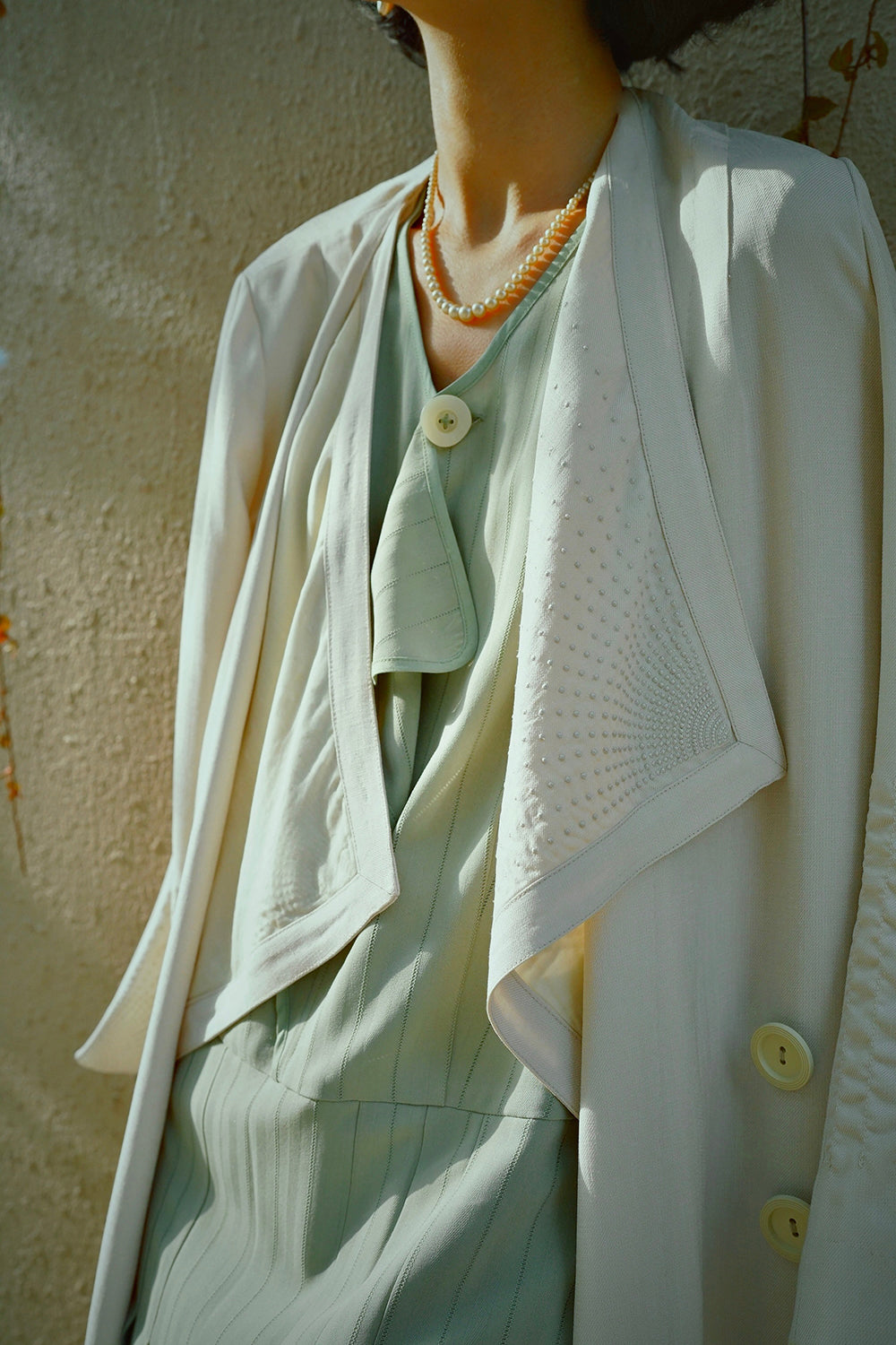 1920s|Radiant stripe seed embroidery coat(White)