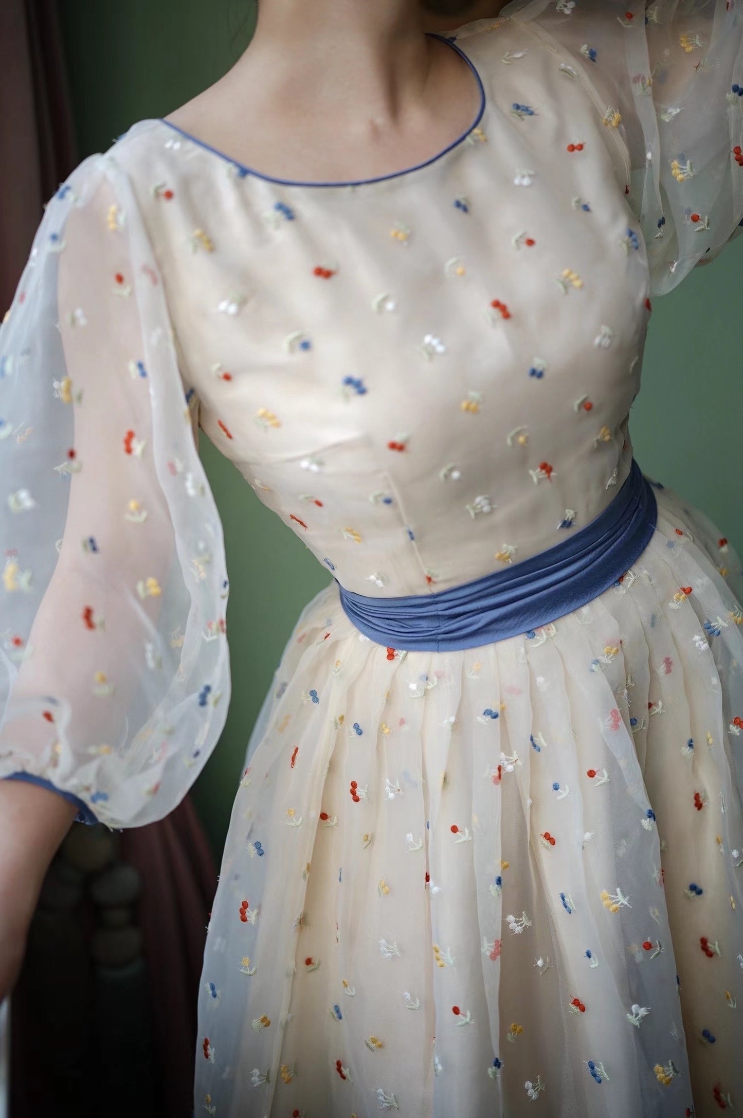 1950s|Cherry Embroidered Organza Dress
