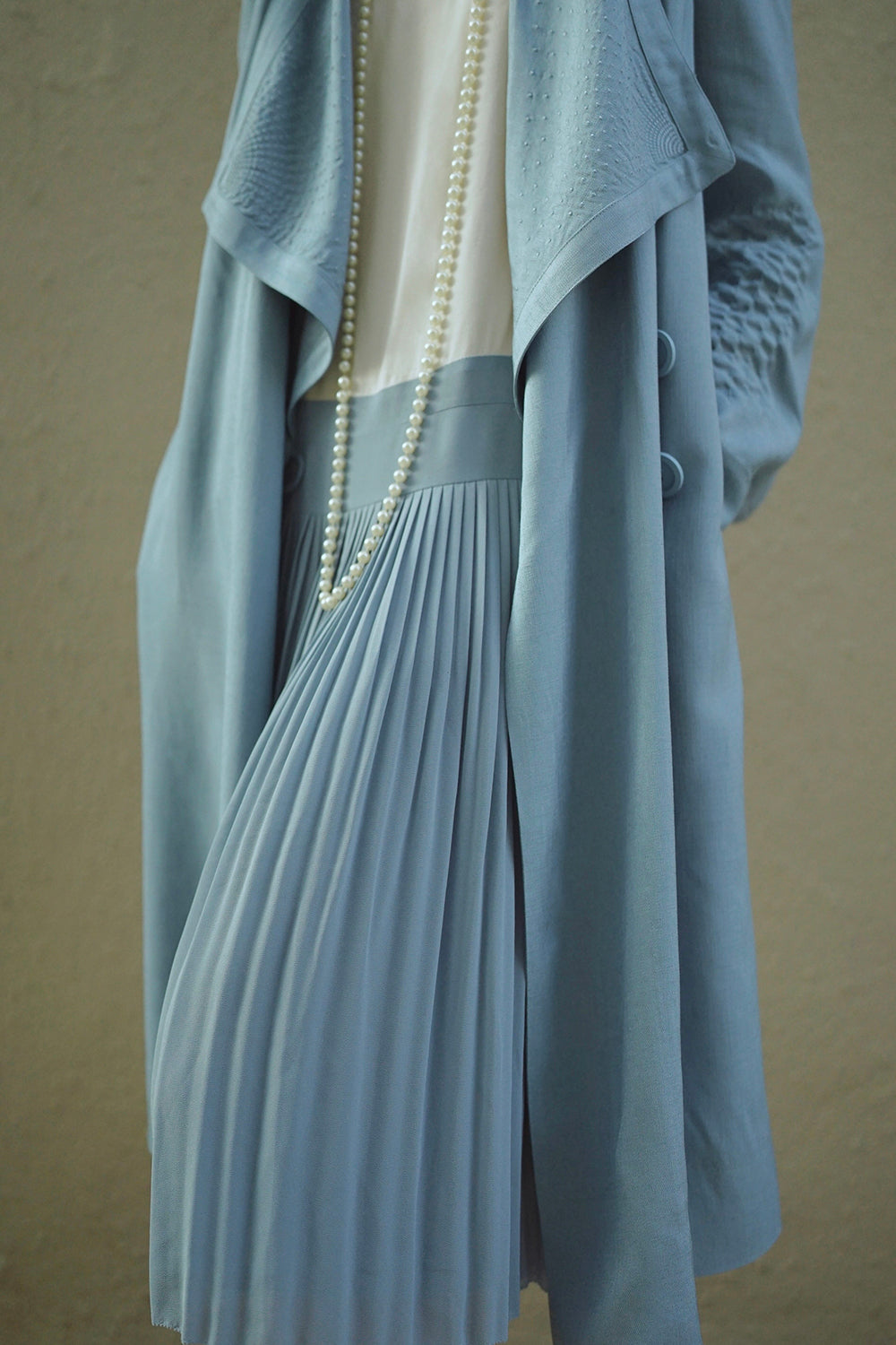 1920s｜Radiant stripe seed embroidery coat(Blue)