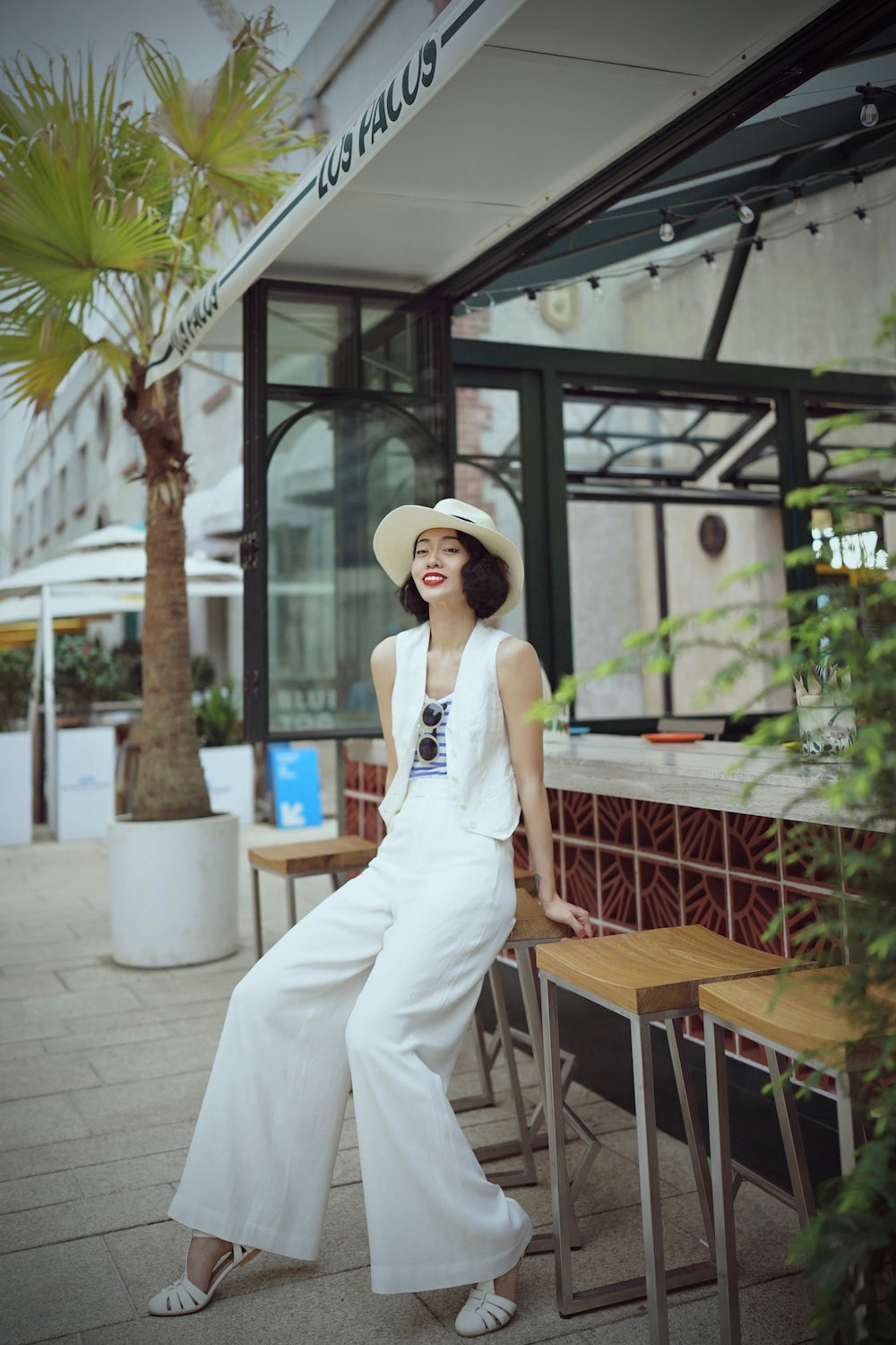 1930s｜White Wide-leg Pants & Short Jacket