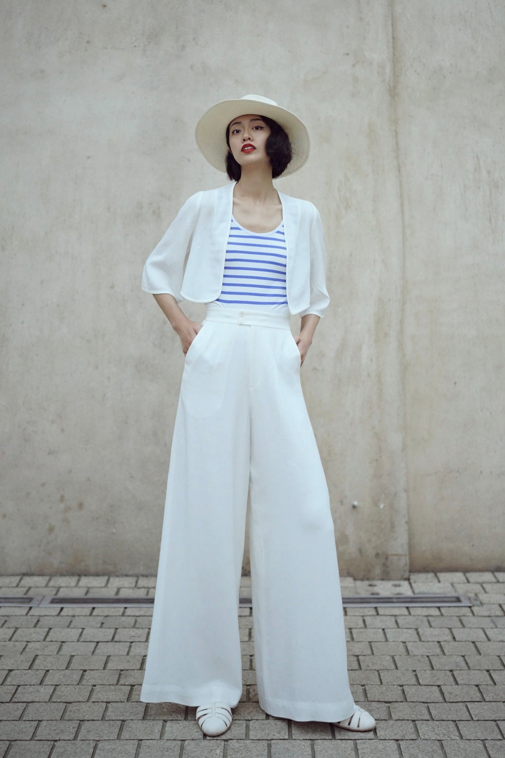 1930s｜White Wide-leg Pants & Short Jacket