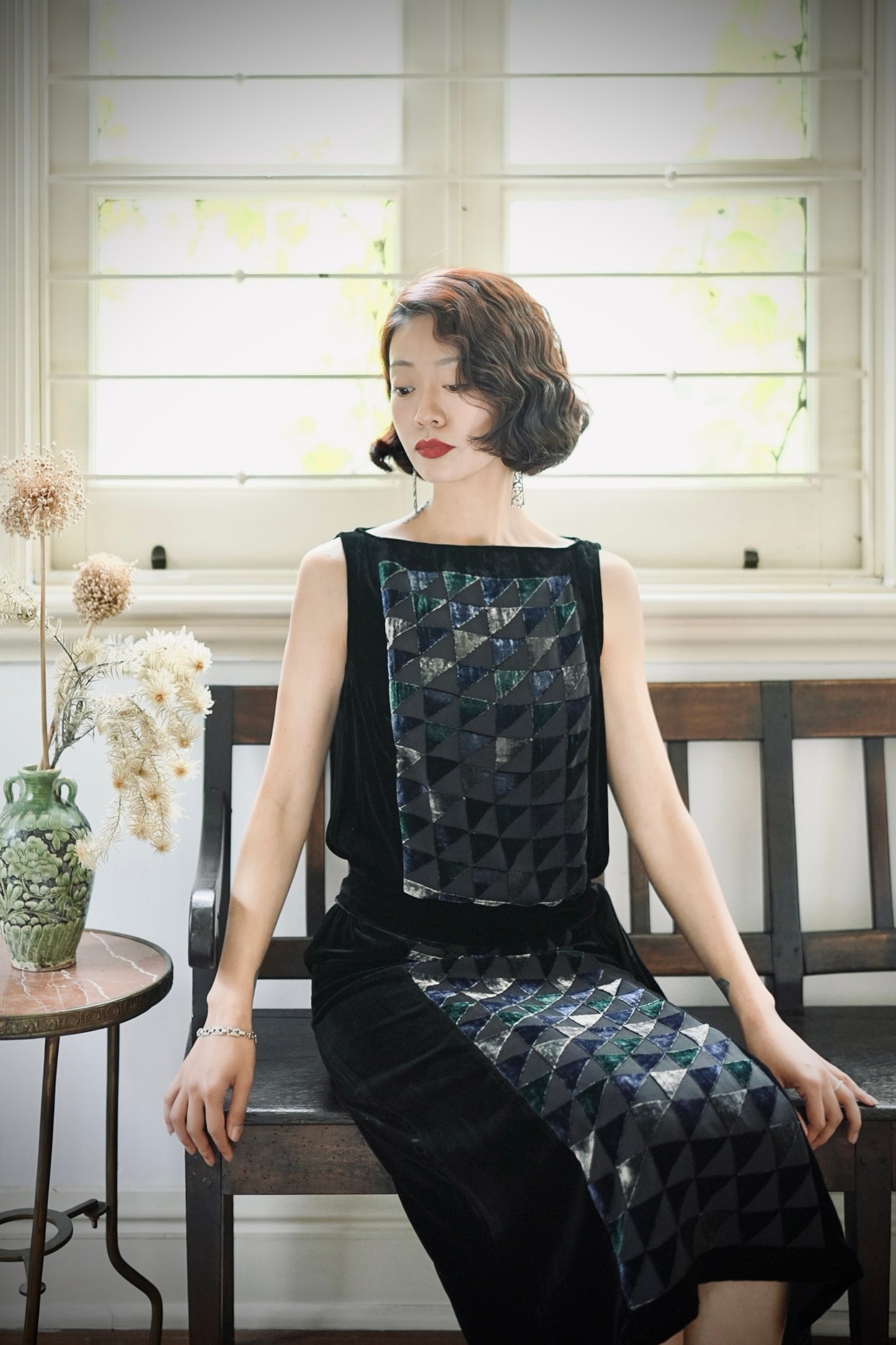 1920s｜Gold Triangle Brocade Velvet Dress