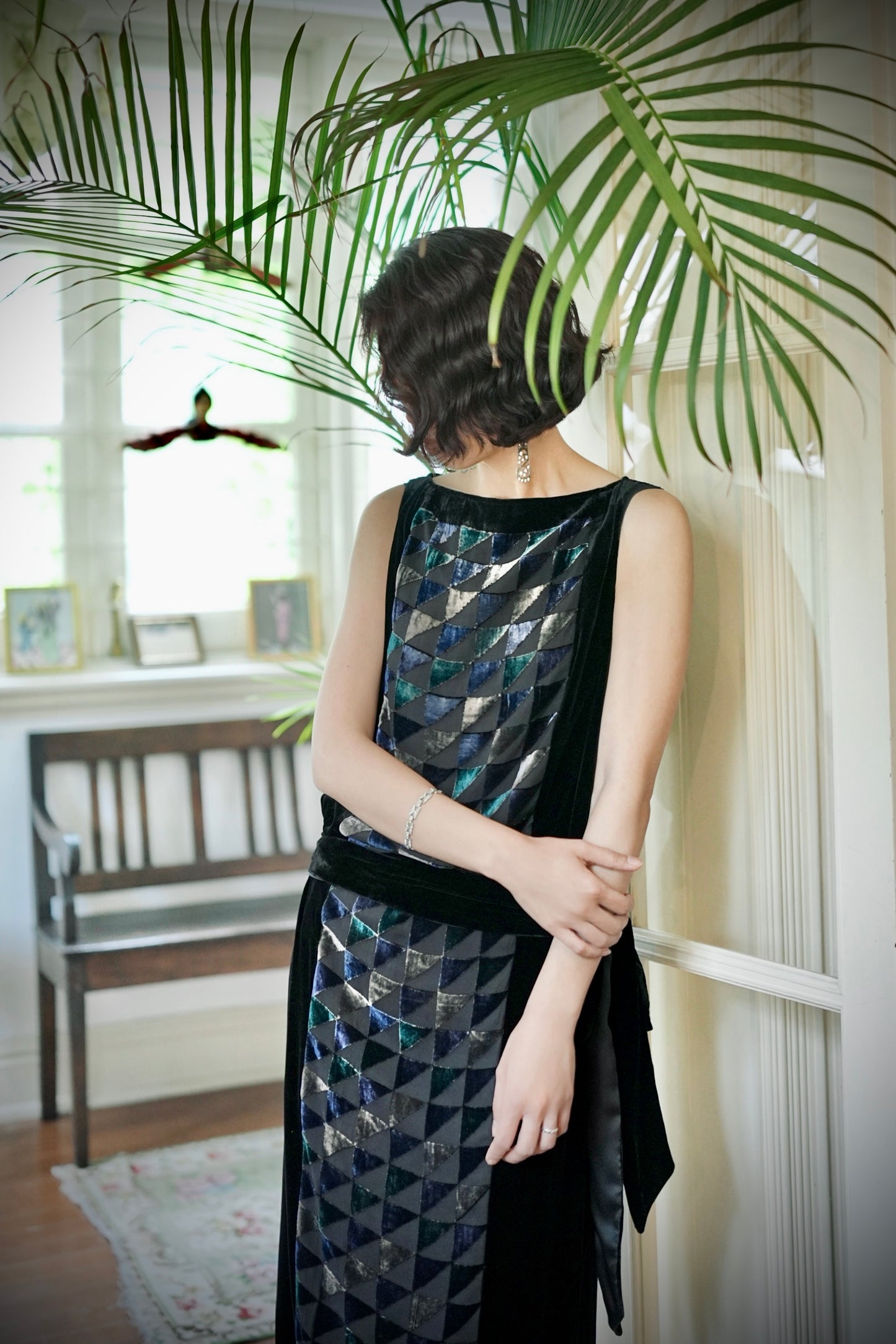 1920s｜Gold Triangle Brocade Velvet Dress
