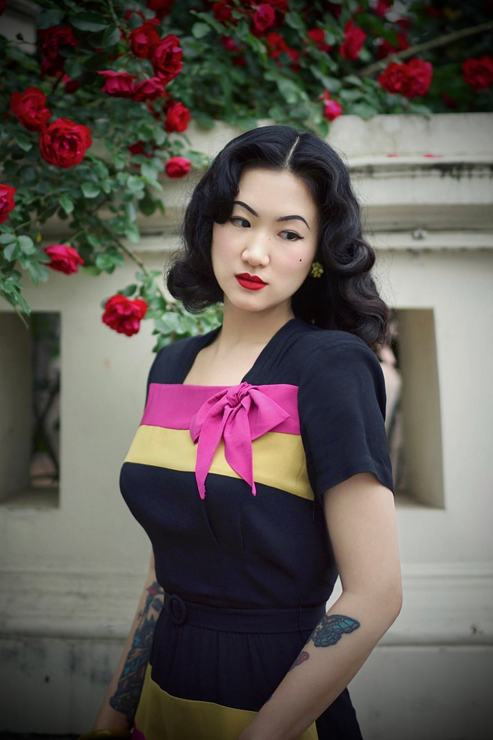 1940s｜Color-Block Bow-Decorated Dress