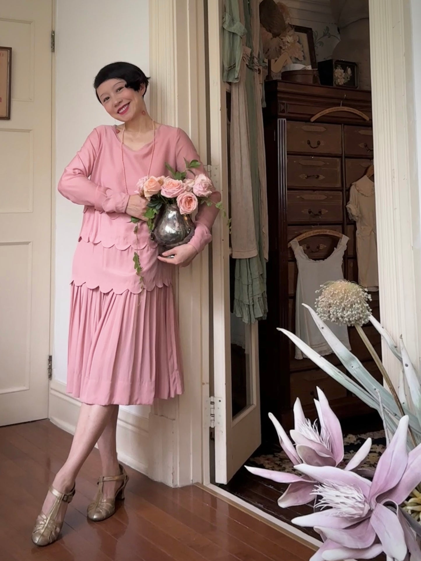 1920s｜Pink Fluted Hem Dress