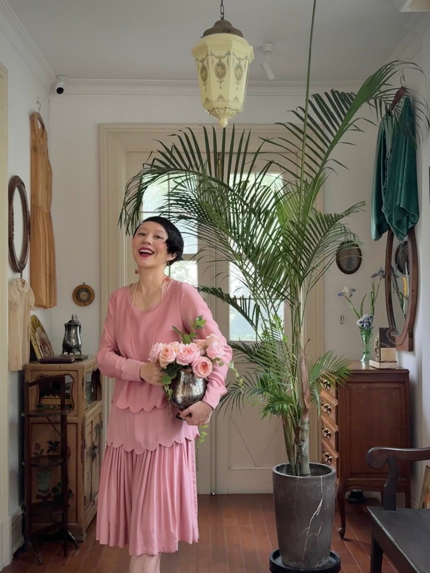 1920s｜Pink Fluted Hem Dress