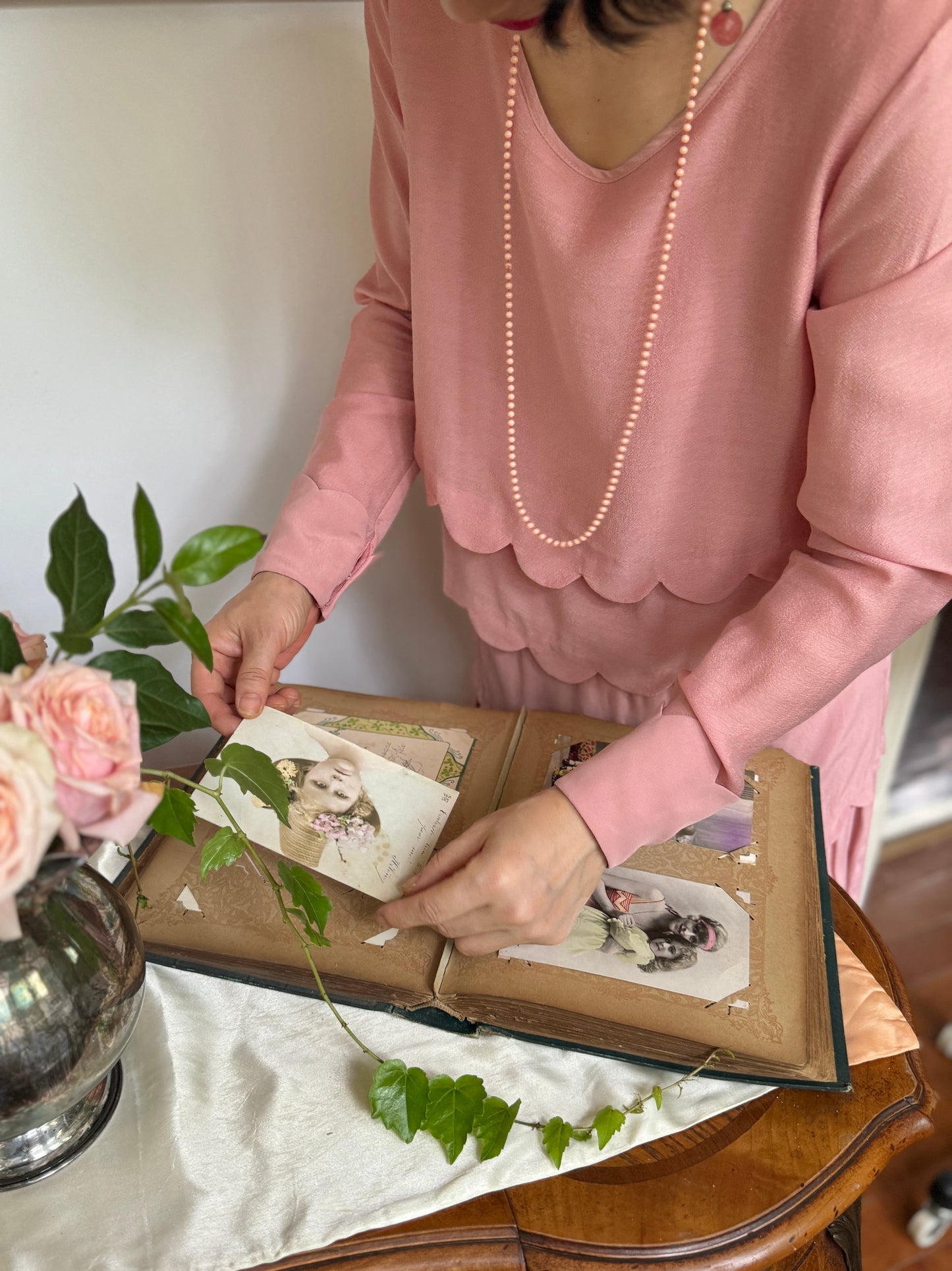 1920s｜Pink Fluted Hem Dress
