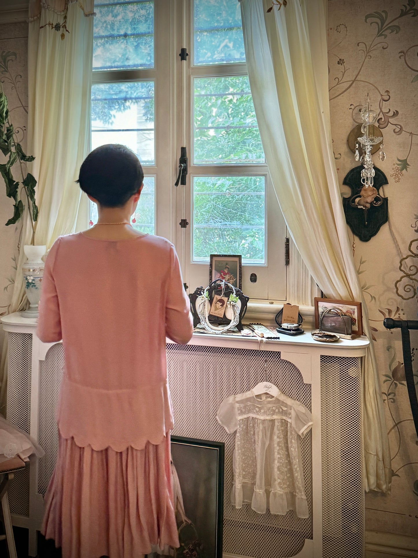 1920s｜Pink Fluted Hem Dress