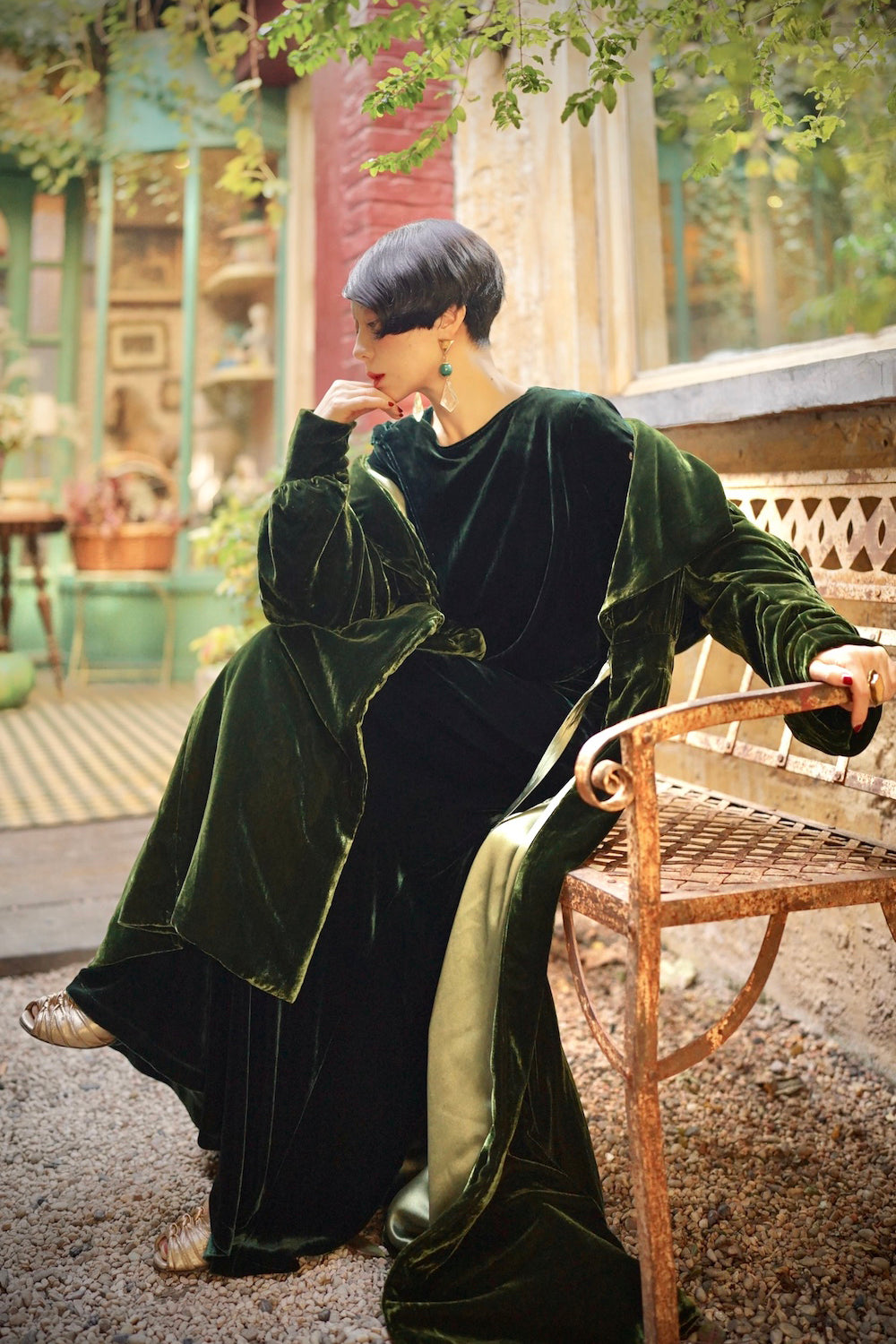 1920s｜A stunning pleated velvet padded Opera Coat