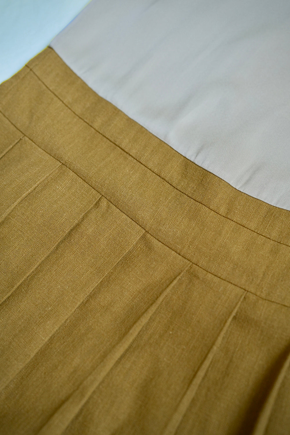 1920s ｜Doll-Collar Pleated Dress Set (Black&Yellow)