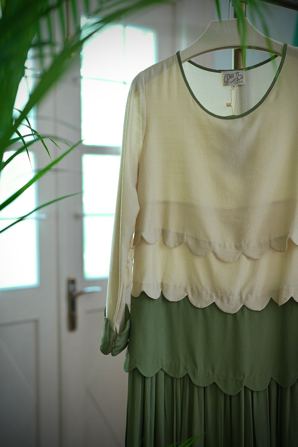 1920s｜Green Fluted Hem Dress