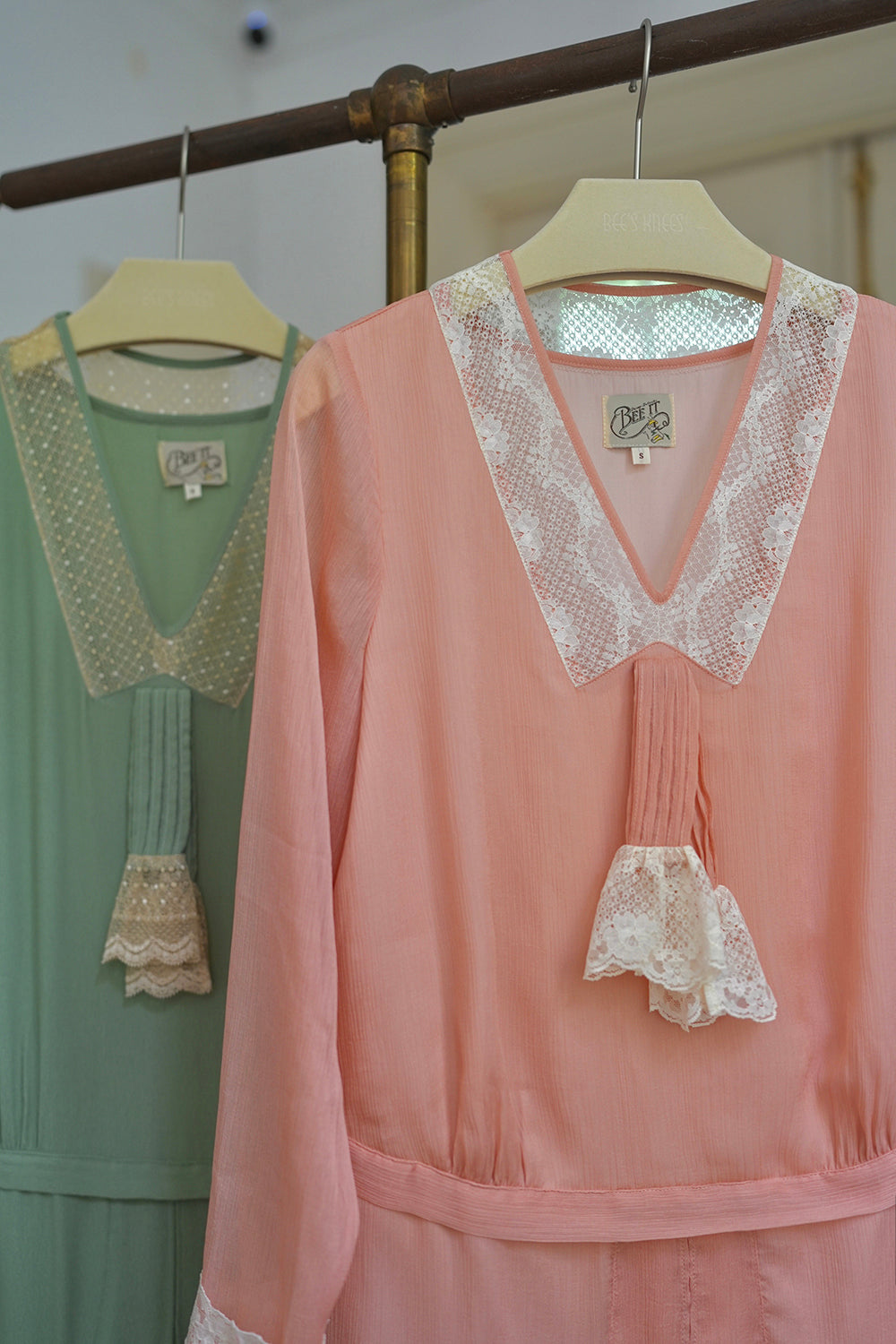 1920s | Pink Chiffon Lace Collar Dress