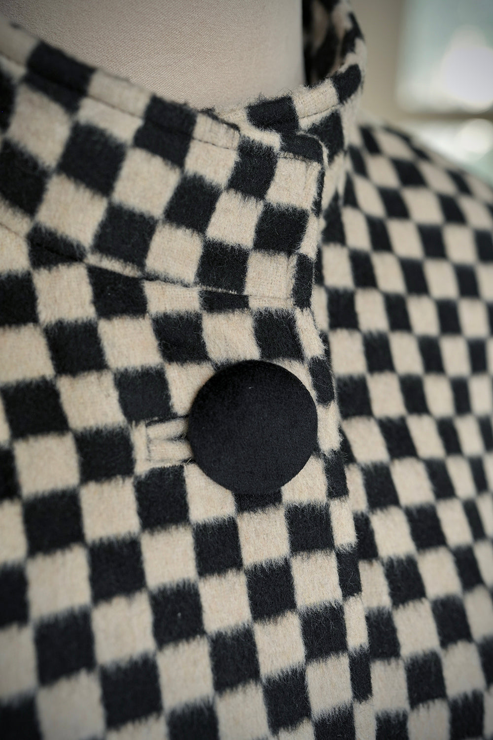 1960s｜Checkered Wool Cape