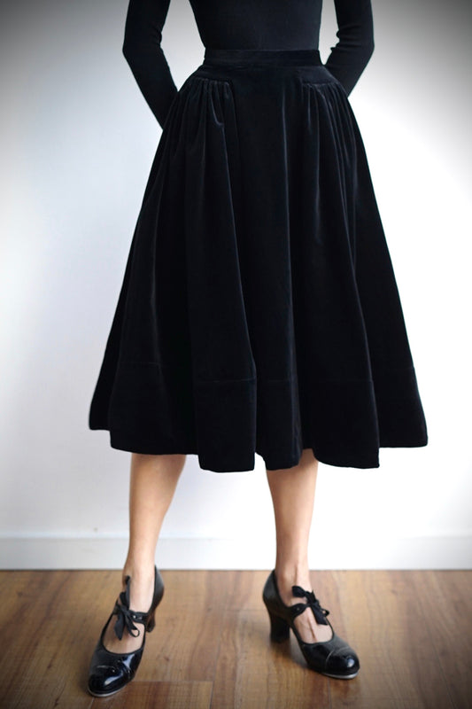 1950s｜Side-pleated Swing Skirt