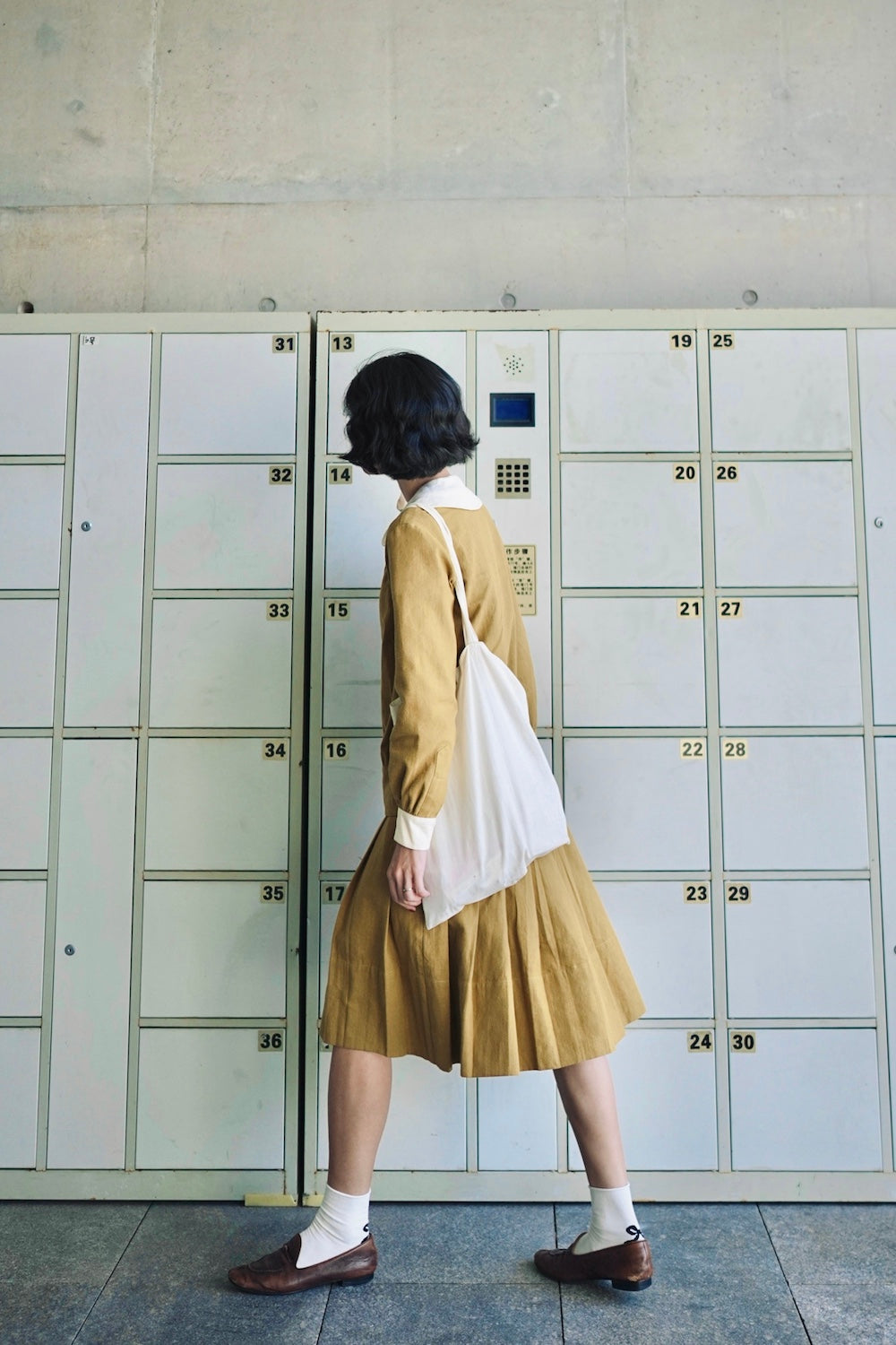 1920s ｜Doll-Collar Pleated Dress Set (Black&Yellow)