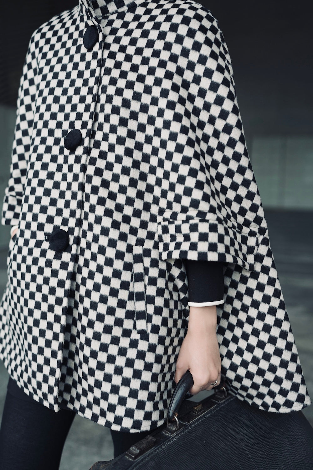 1960s｜Checkered Wool Cape