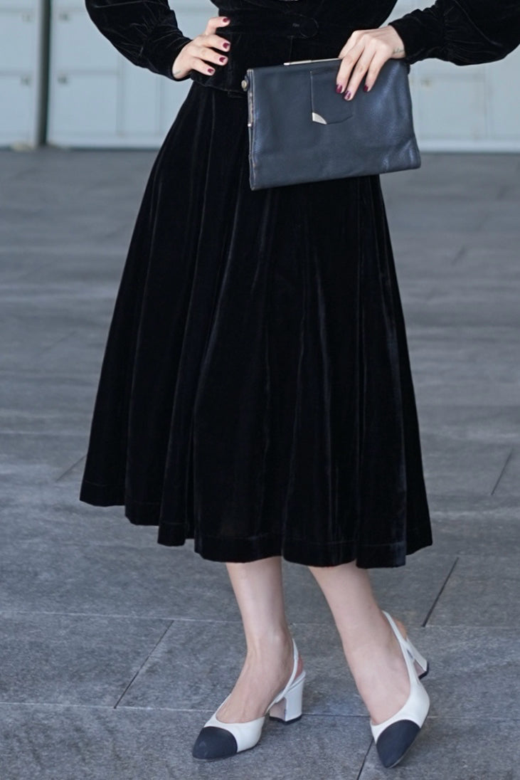 1930s｜High-Waist Black Velvet Skirt