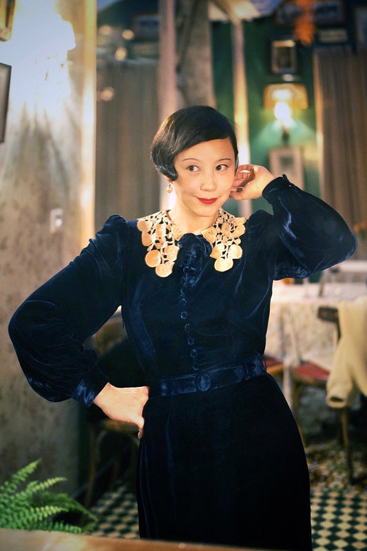 1930s｜Lace Collar Blue Velvet Dress