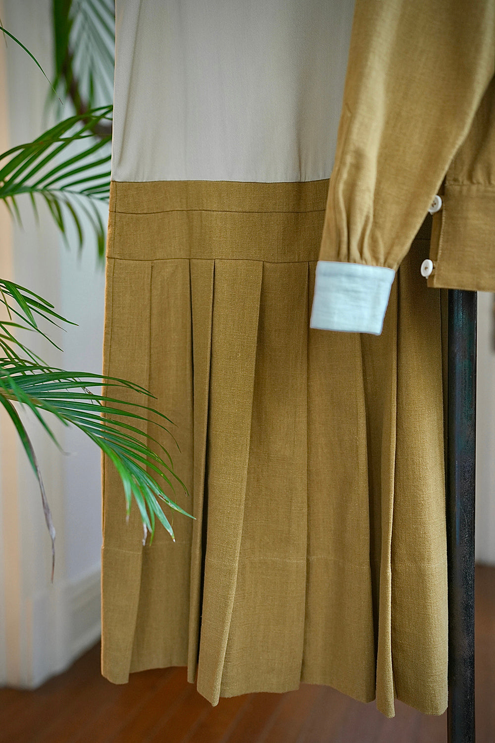 1920s ｜Doll-Collar Pleated Dress Set (Black&Yellow)