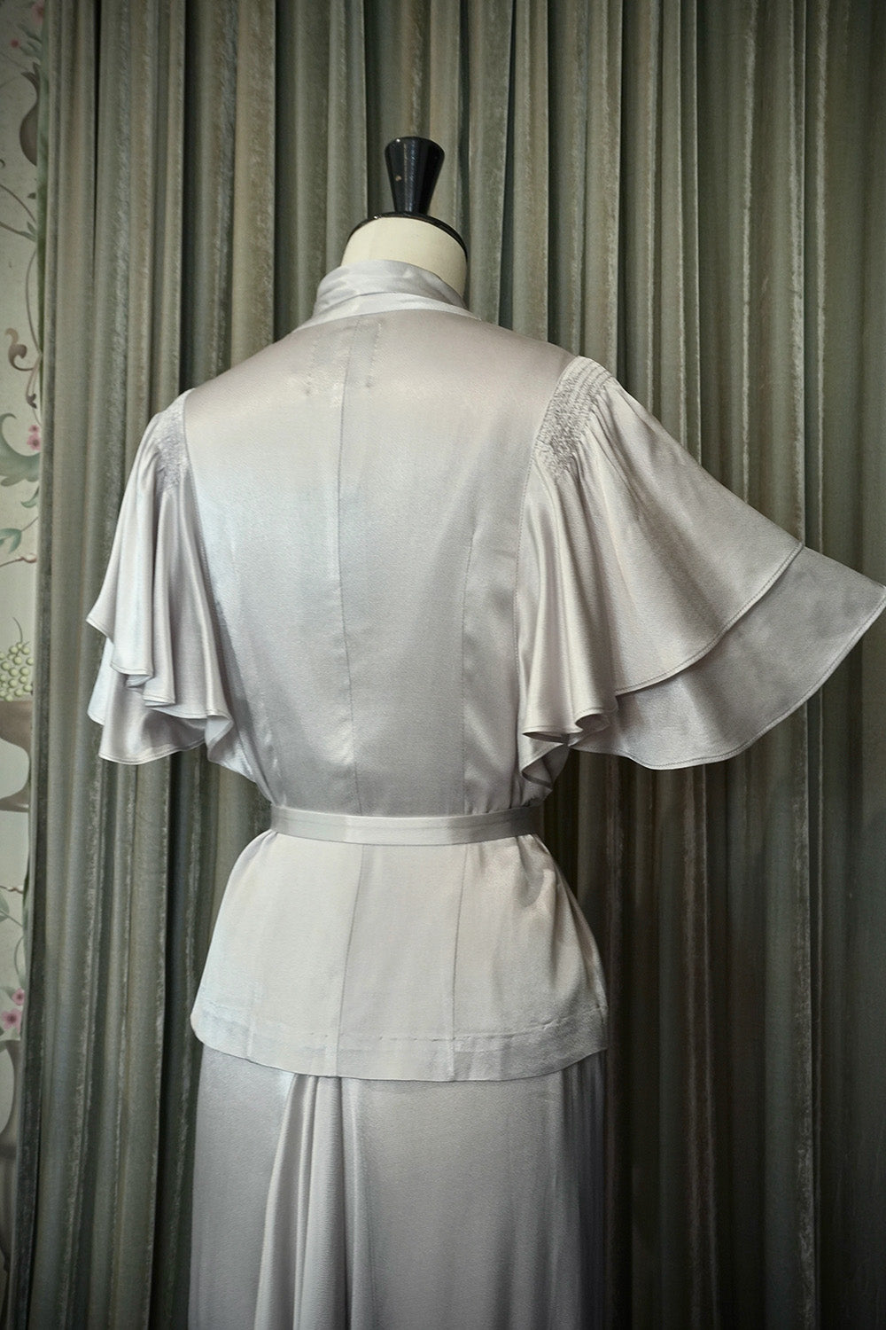 1930s｜Moon Goddess Silver Gown Set