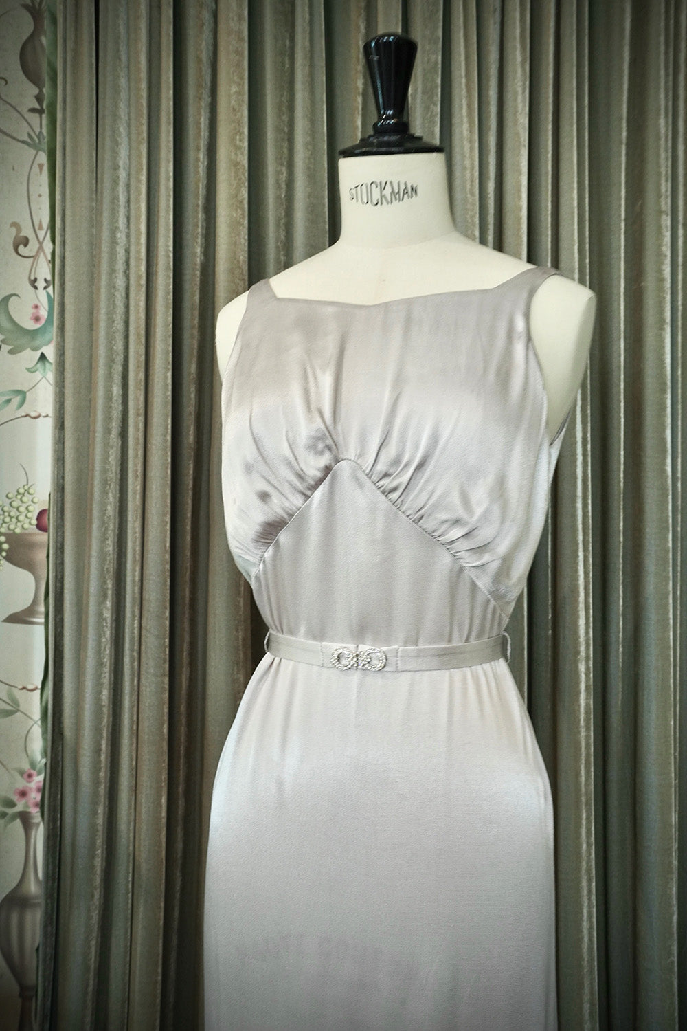 1930s｜Moon Goddess Silver Gown Set