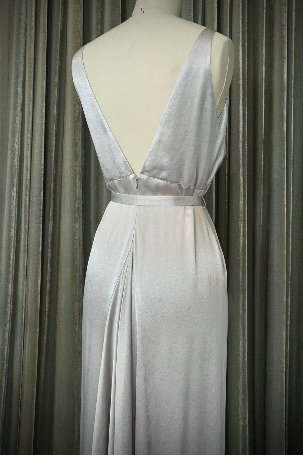 1930s｜Moon Goddess Silver Gown Set