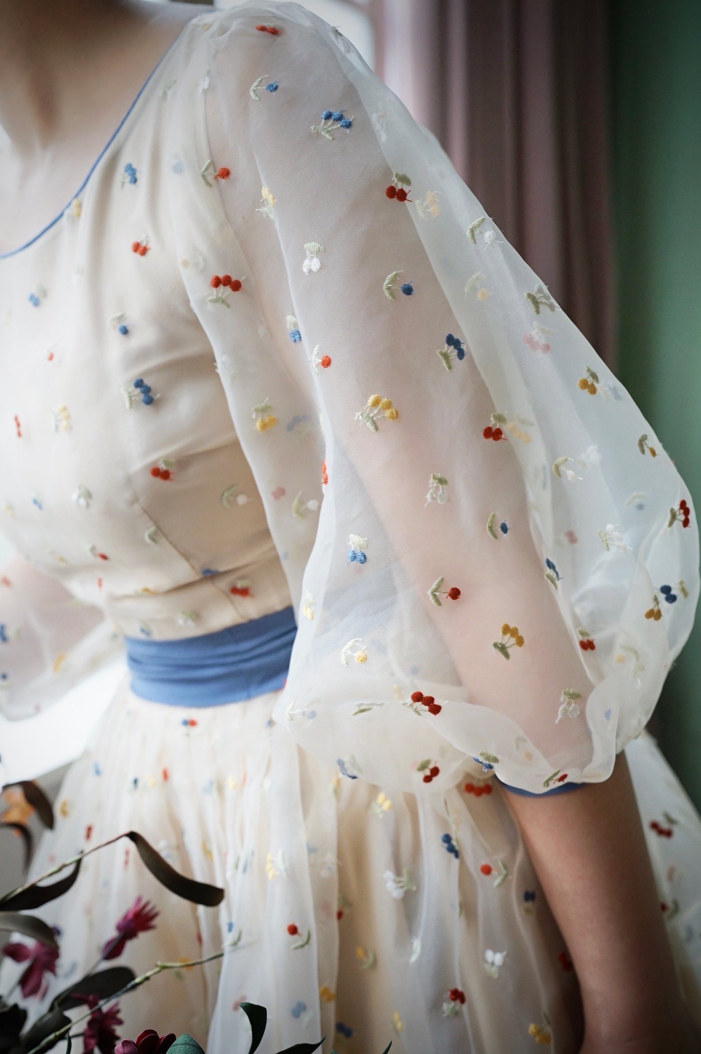 1950s｜Cherry Embroidered Organza Dress