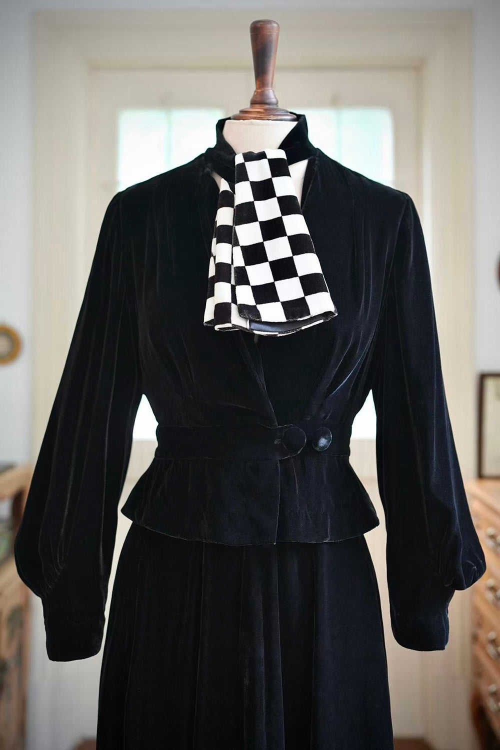 1930s｜Checkered Velvet Jacket